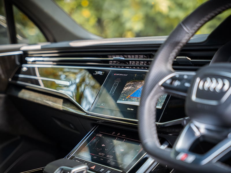 2021 Audi Q7 S-Line OR £30,000
