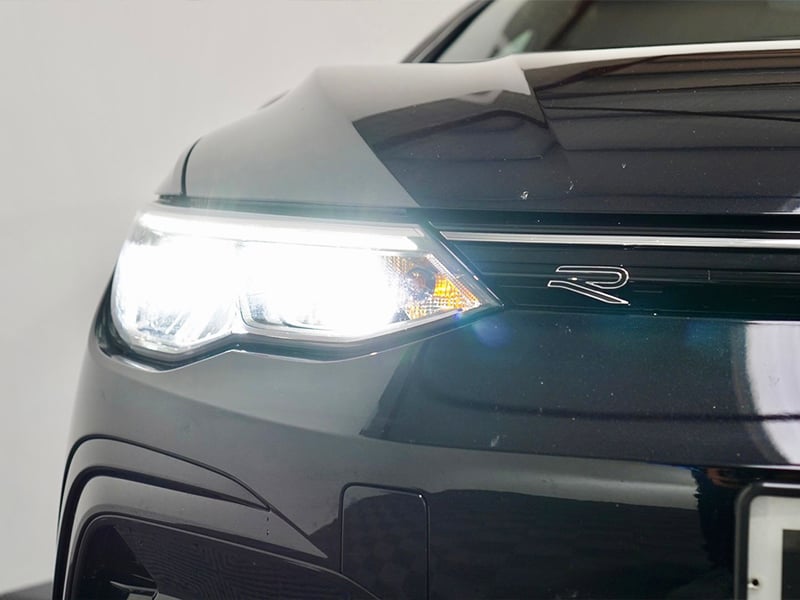 2021 VW GOLF 2.0TDI R-LINE