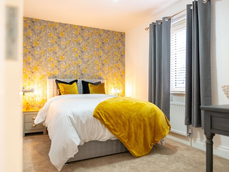 4 Bed Luxury House or 200k