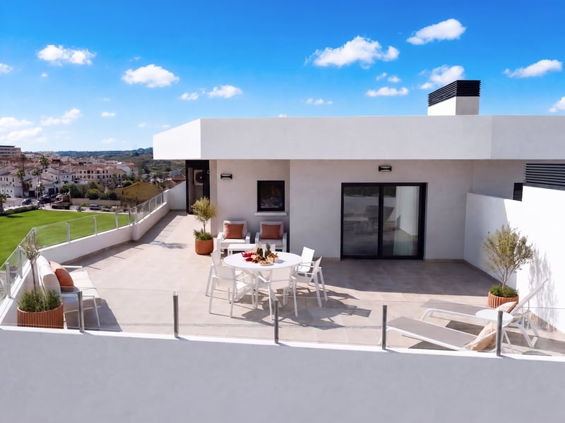 Luxury Spanish Penthouse or £150,000