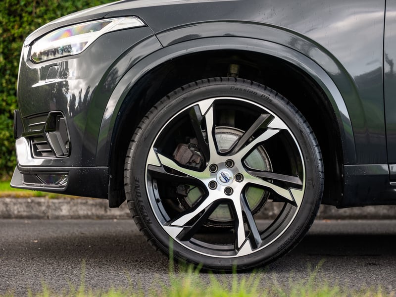 Volvo XC90 or £20,000