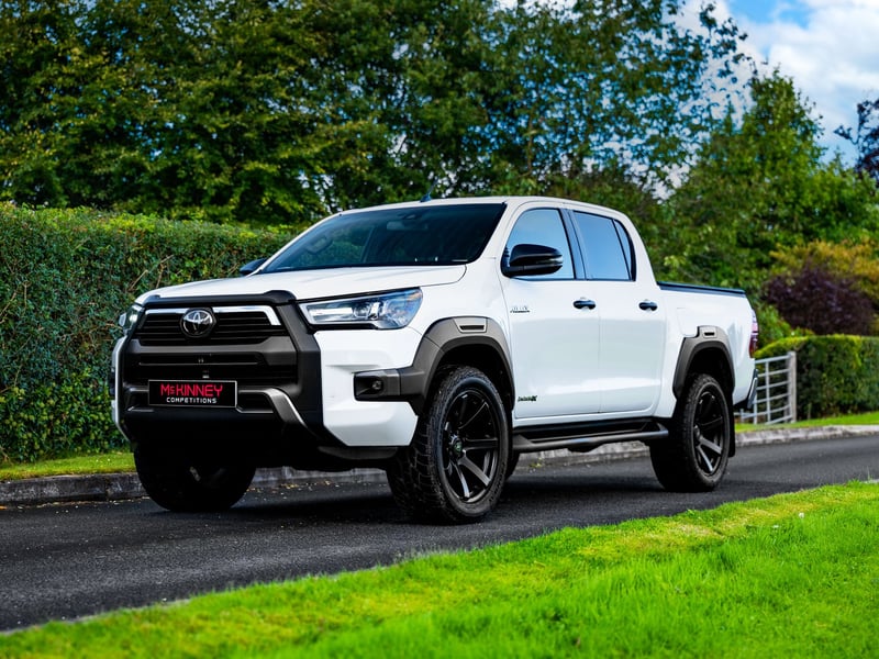 2021 Toyota Hilux Invincible X OR £20,000