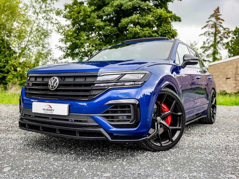 2023 Volkswagon Touareg or £35,000