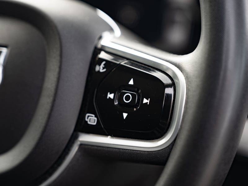 Volvo XC90 Ultra Dark or £35,000