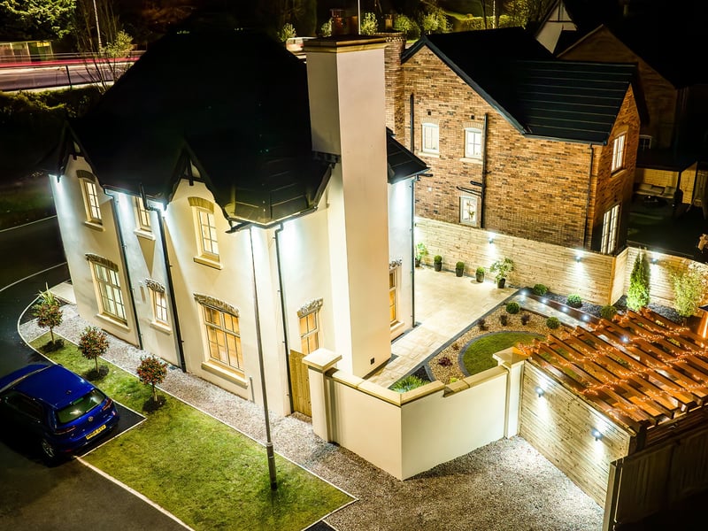 4 Bed Luxury House or 200k