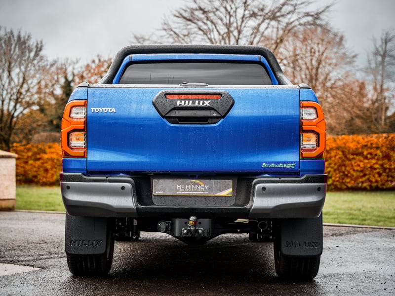 Toyota Hilux Invincible X 