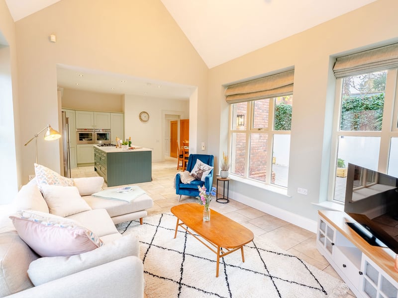 Home And Away Bundle or £700,000 - Beat The Clock!