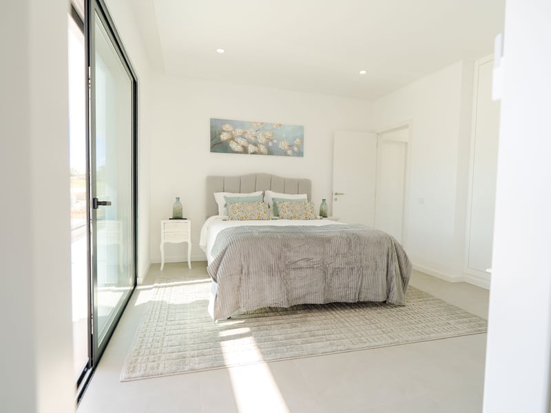 3 Bed Villa in Portugal or £700,000 - Beat The Clock!