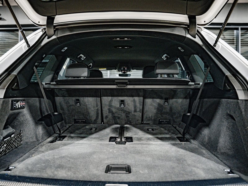 Audi Q7 S-Line Quattro OR £30,000