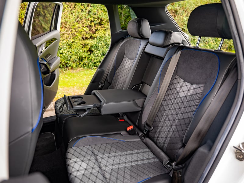 2024 VW Tiguan R-Line Launch Edition OR £25,000