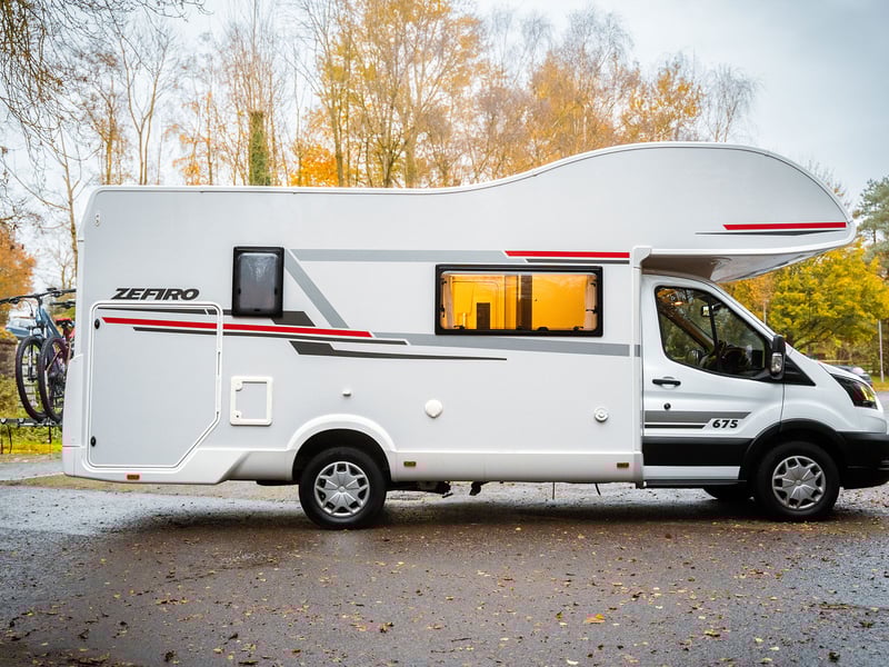 2022 Rollerteam Zefiro 675 + 2 E-Bikes OR £45,000