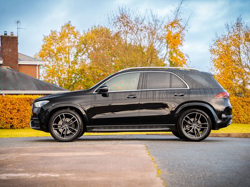 2021 Mercedes GLE 400D AMG Premium + 7 Seater
