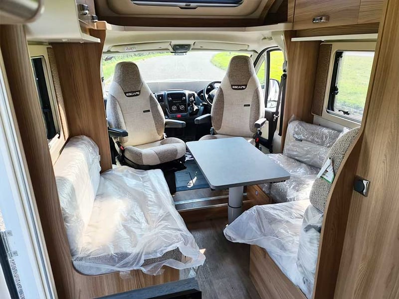 2020 Swift 694 Escape