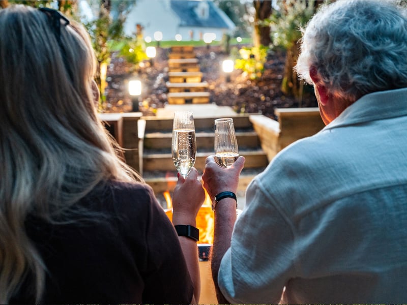 5 Bedroom Lakeside Home in Donegal OR £500,000