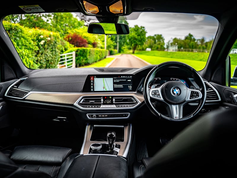 2022 BMW X5 M Sport OR £30,000