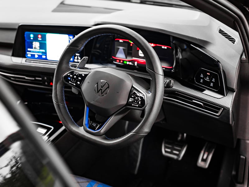 2023 VW Golf R 2.0 TSI OR £20,000