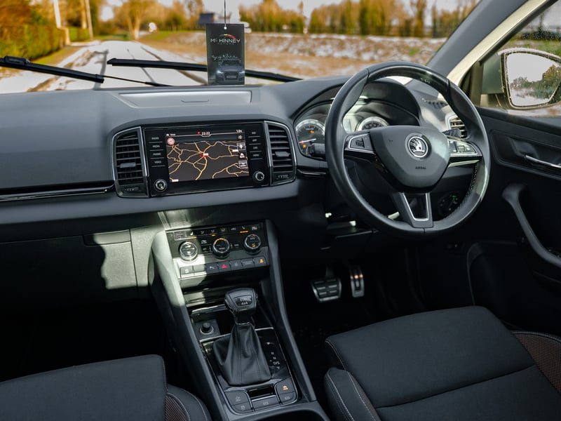 Skoda Karoq Scout OR £15,000