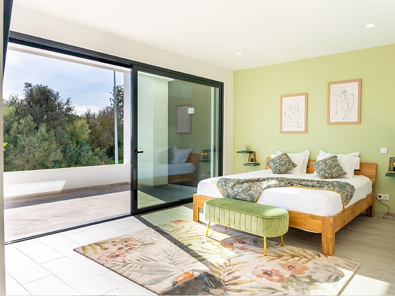 3 Bed Villa in Portugal or Â£500K 