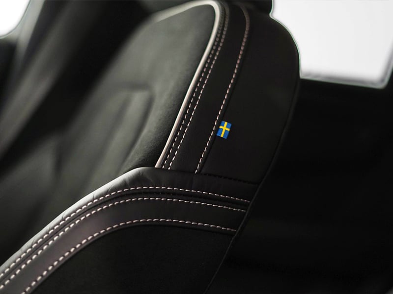 2022 Volvo XC40 Recharge Hybrid T5 R-Design