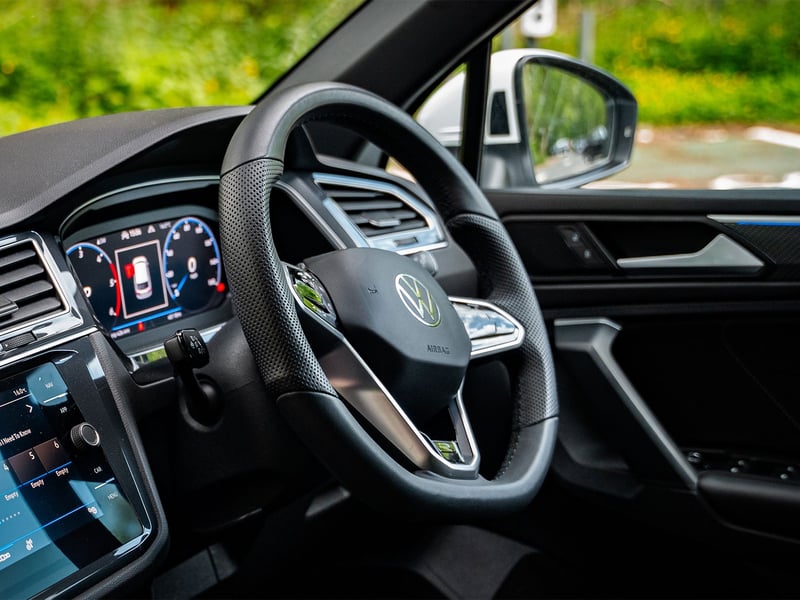 2021 VW Tiguan R-Line TDI 4MOTION OR £20,000