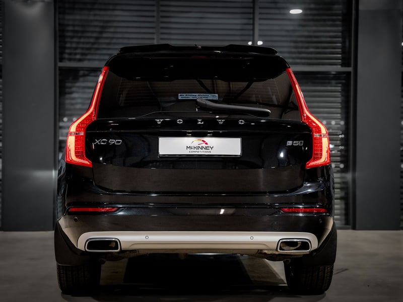 2021 Volvo XC90 Momentum or £25,000