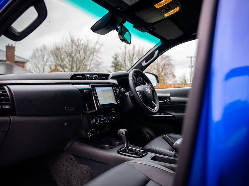 Toyota Hilux Invincible X 