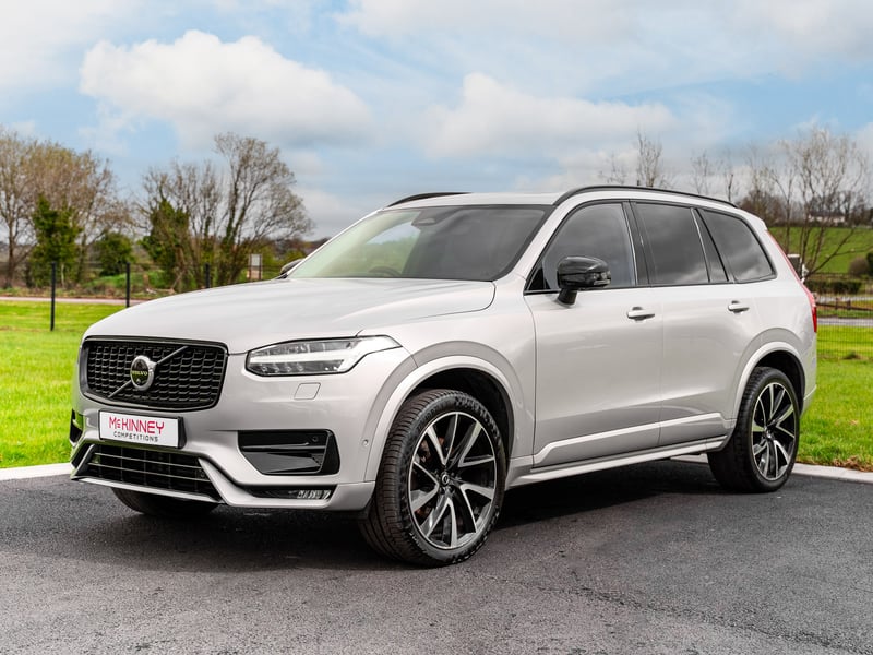 2022 Volvo XC90 or £30,000