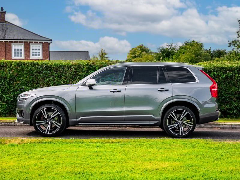 Volvo XC90 R-Design Pro OR £20,000