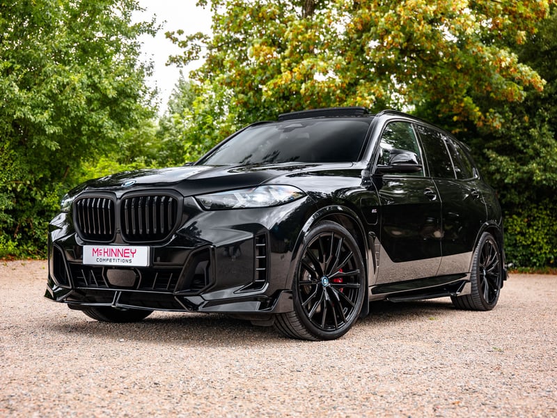 2024 BMW X5 xDrive50e M Sport Pro or £45,000
