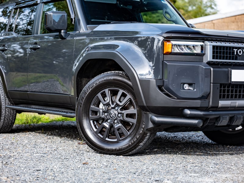 Toyota Land Cruiser or £40,000