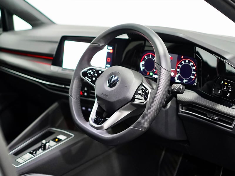 2021 VW GOLF 2.0TDI R-LINE