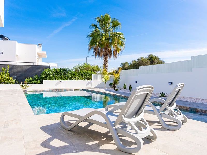 3 Bed Villa in Portugal or Â£500K 