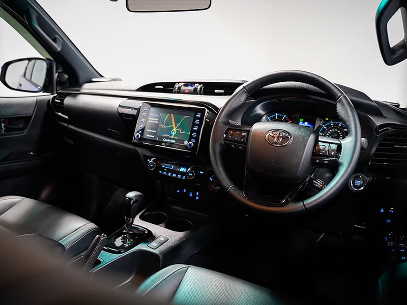 2021 Toyota Hilux Invincible X D4D #12