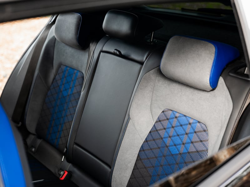 2023 VW Golf R 2.0 TSI OR £20,000