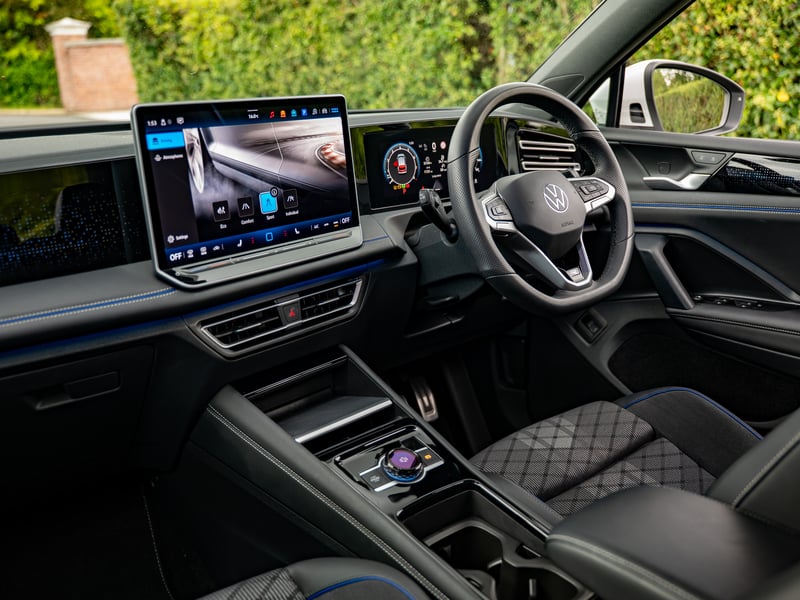 2024 VW Tiguan R-Line Launch Edition OR £25,000