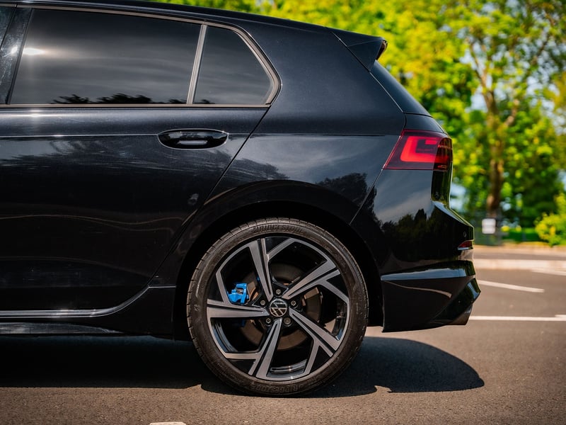 2023 VW Golf R 2.0 TSI 4Motion OR £20,000
