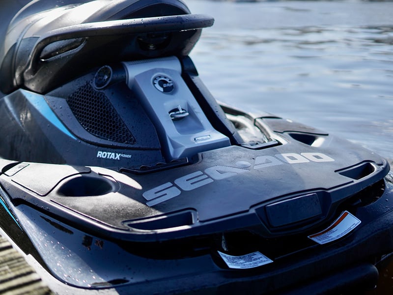 2021 VW Caddy + Jetski Combi