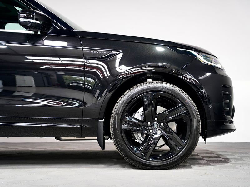 2022 Landrover Discovery D300 R-Dynamic SE