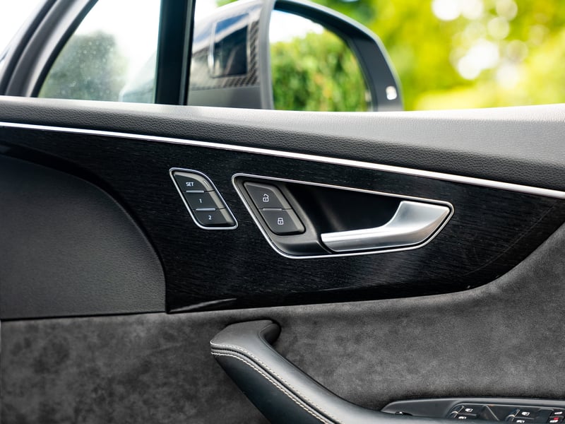 Audi SQ7 4.0 TDI Vorsprung OR £30,000