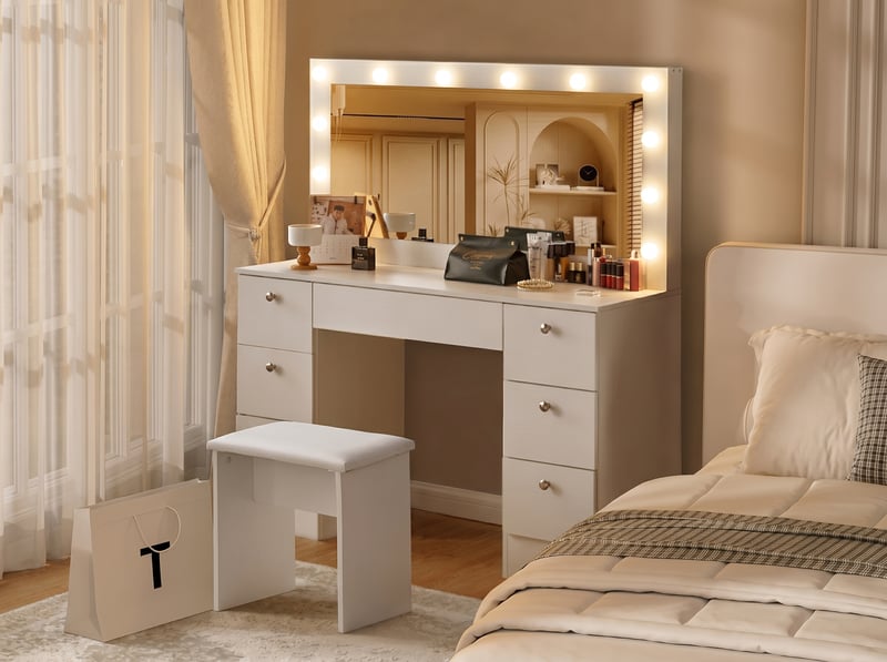 Vanity Table & Hollywood Mirror Set - Autodraw