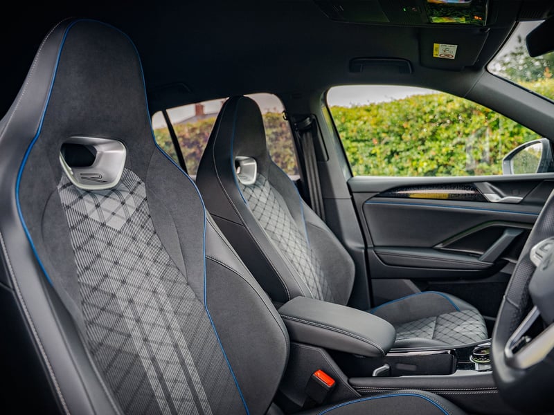 2024 VW Tiguan R-Line 2.0 TDI OR £25,000