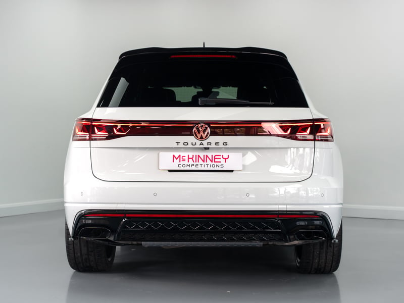 2023 Volkswagen Touareg or £30,000