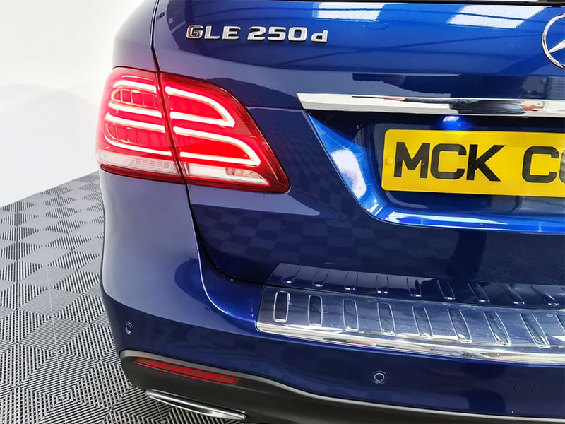 MERCEDES GLE 250 AMG NIGHT EDITION