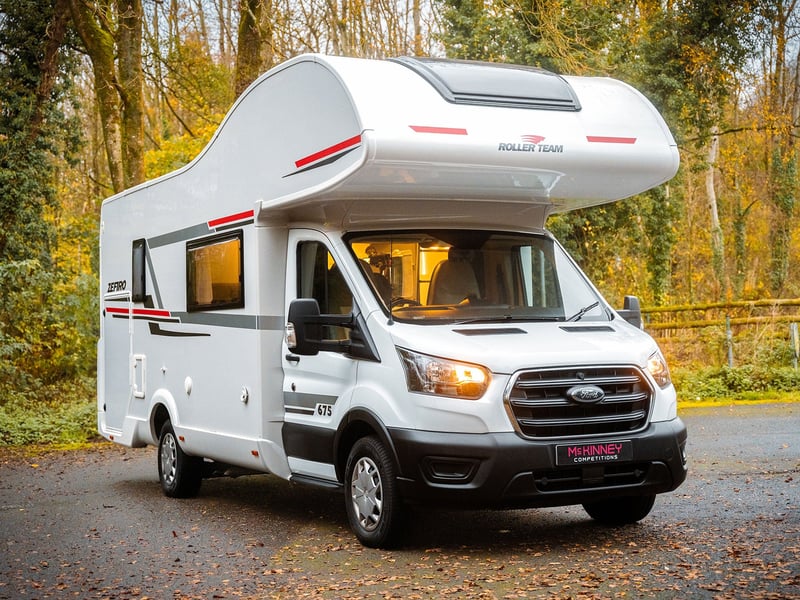 2022 Rollerteam Zefiro 675 + 2 E-Bikes OR £45,000