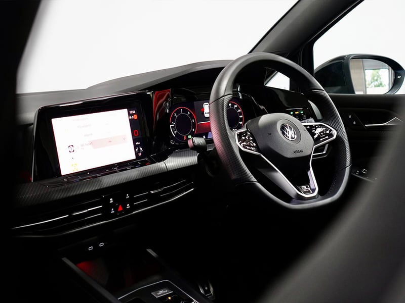 2021 VW GOLF 2.0TDI R-LINE