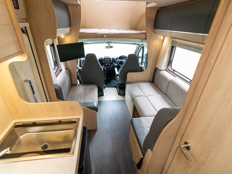 6 Berth 2024 Auto-Trail Expedition C72 OR £45,000