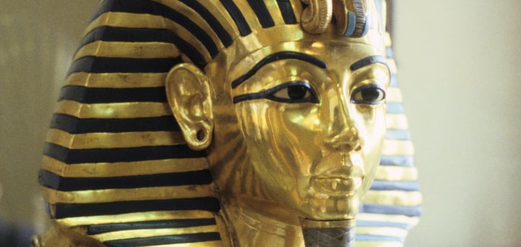 Ancient Egyptian pyramids and artifacts for history quiz