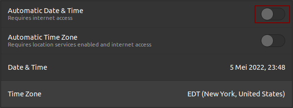 The Automatic Date and Time option turned off