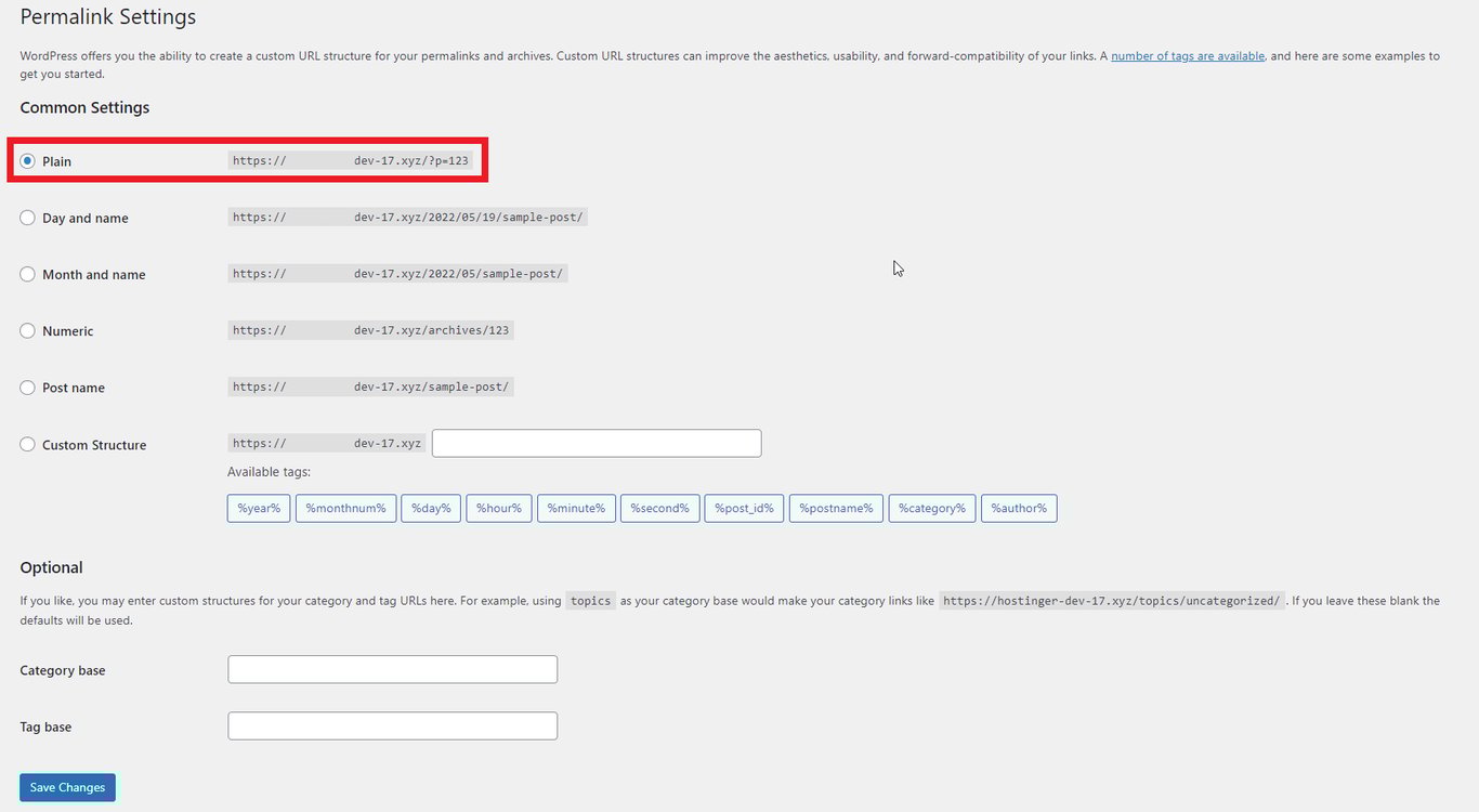 WordPress Permalink Settings screen, highlighting the option Plain.