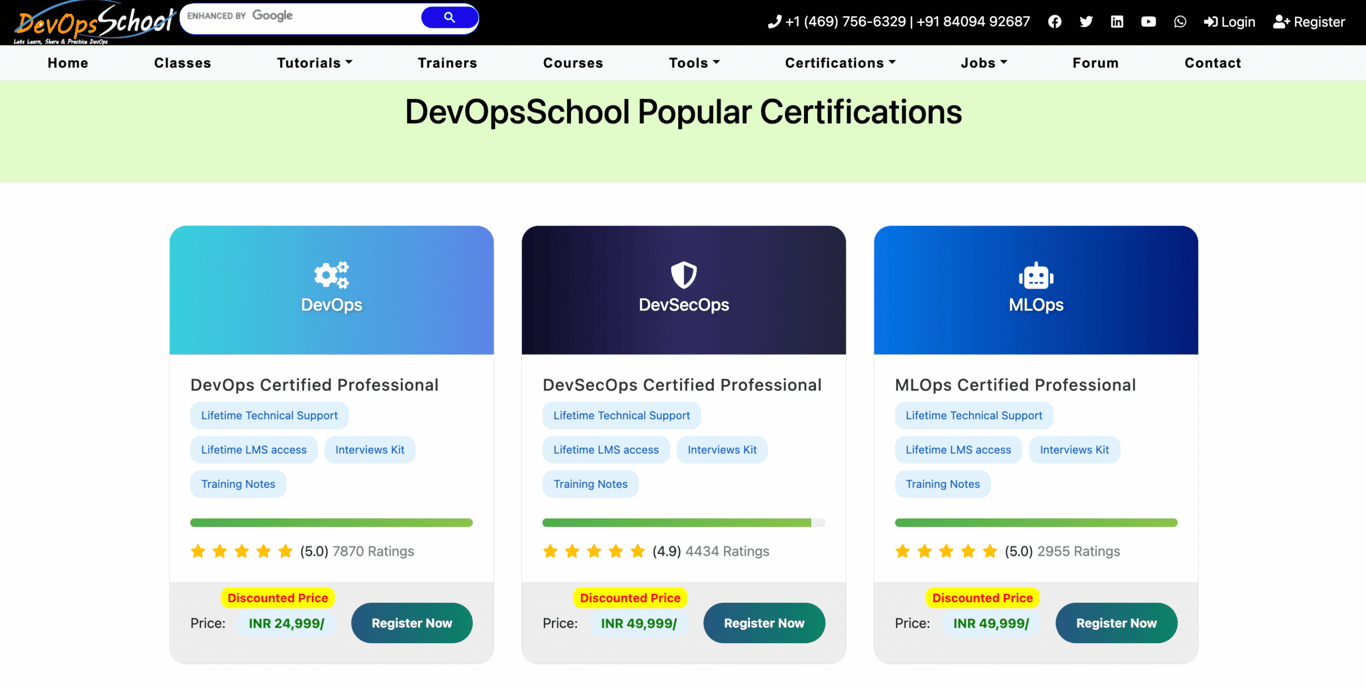 DevOpsSchool website homepage